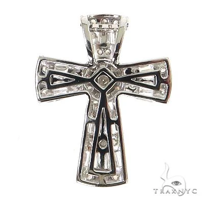 1886-baguette-diamond-cross-68631-4.webp Baguette Diamond Cross 68631