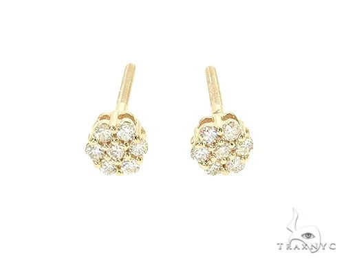 14K Gold Mini Diamond Flower Stud Earrings 65956