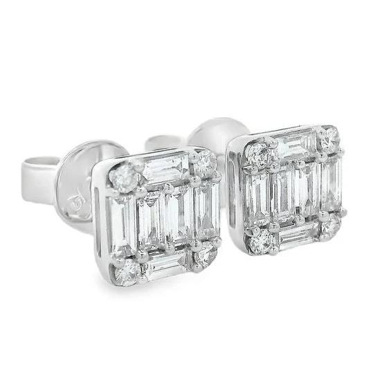 18K Gold Baguette Diamond Earrings 66732