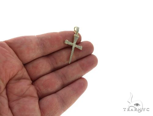 2907-10k-gold-micro-pave-diamond-small-nail-cross-pendant-63616-5.webp 10K Gold Micro Pave Diamond Small Nail Cross Pendant 63616
