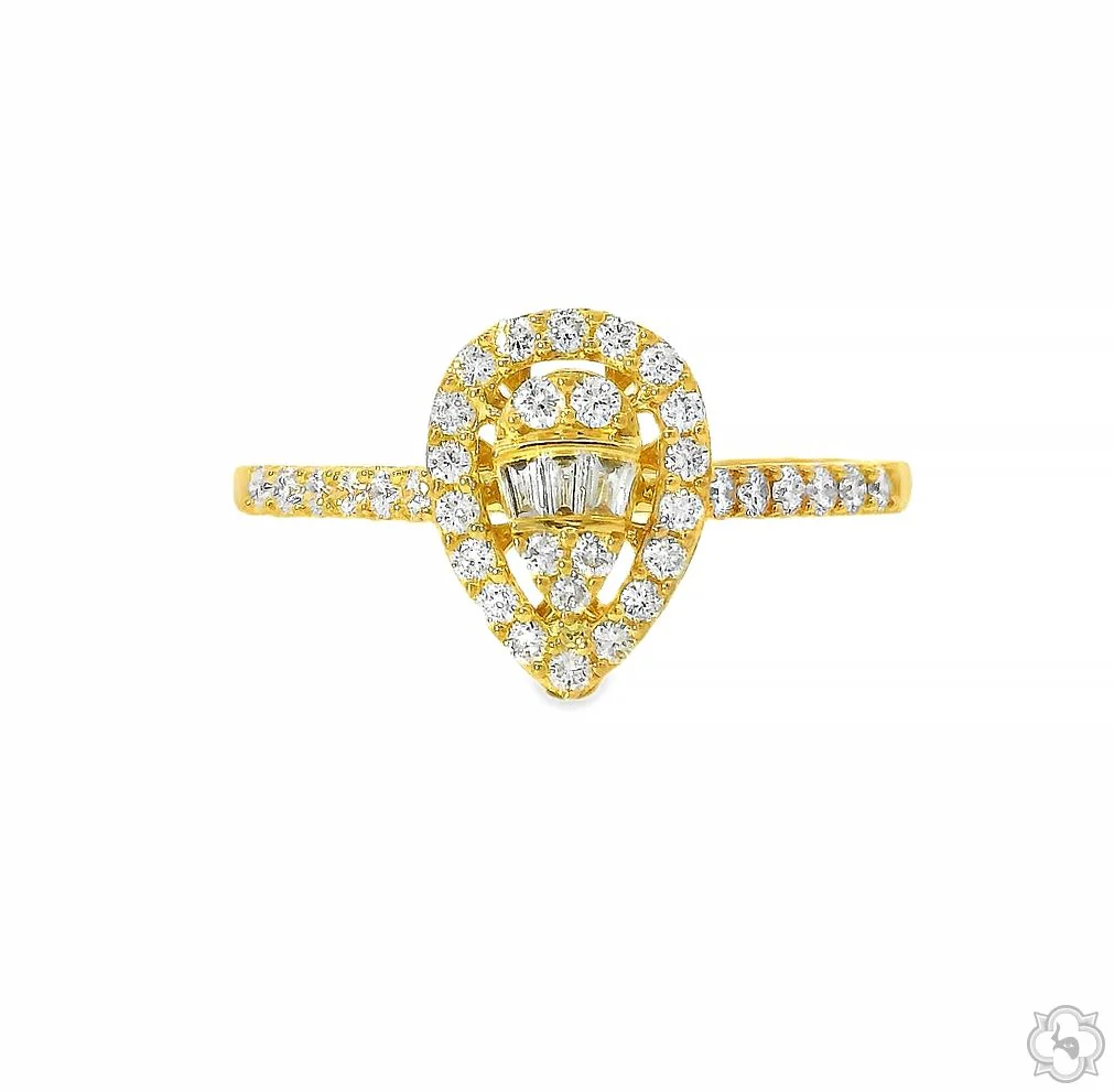 18K Gold Pear Shape Baguette Diamond Engagement Ring 67297