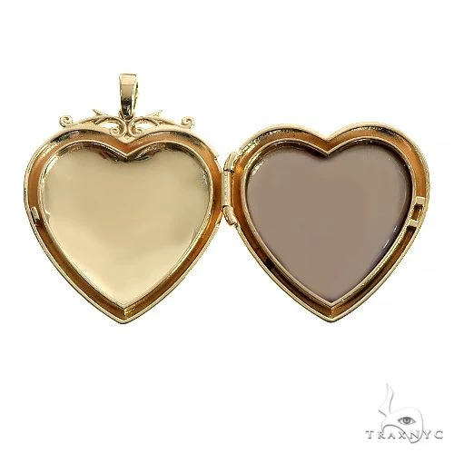 14K Gold Heart Locket Photo Pendant 66631