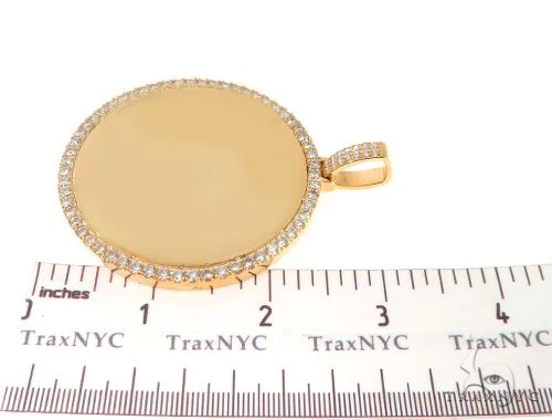 5812-14k-gold-customizable-photo-pendant-2.5-inches-64680-6.webp 14K Gold Customizable Photo Pendant 2.5 inches 64680