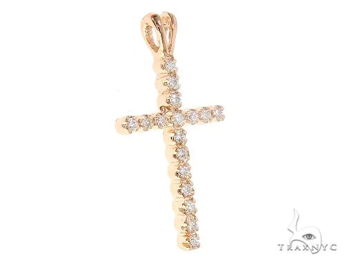 14k Gold Round Cut Cross  65153