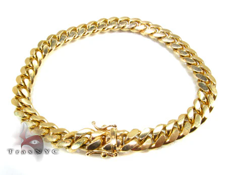 7318-miami-cuban-link-bracelet-8.5-inches-7-mm-32502-3.webp Miami Cuban Link Bracelet 8.5 Inches 7 mm 32502