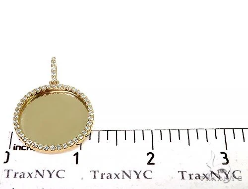 7437-14k-yellow-gold-sweet-memories-collection-medium-diamond-photo-pendant-66281-5.webp 14K Yellow Gold Sweet Memories Collection Medium Diamond Photo Pendant 66281