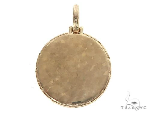 7676-14k-yellow-gold-special-edition-round-photo-pendant-edged-frame-65312-3.webp 14K Yellow Gold Special Edition Round Photo Pendant Edged Frame 65312