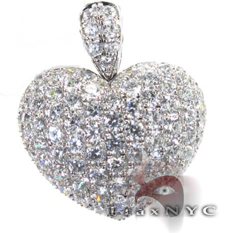 Iced Heart Pendant 4596
