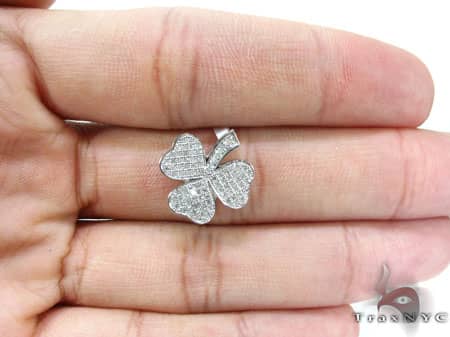 7937-diamond-shamrock-pendant-12818-7.jpg Diamond Shamrock Pendant 12818