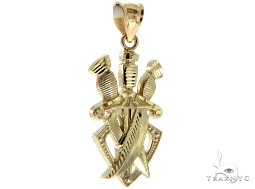 10K Gold Three Daggers Pendant 57100