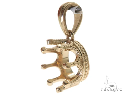 14K Crown Charm Pendant 57701