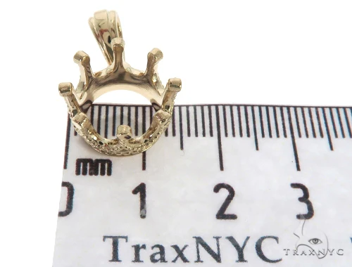 8147-14k-crown-charm-pendant-57701-7.webp 14K Crown Charm Pendant 57701
