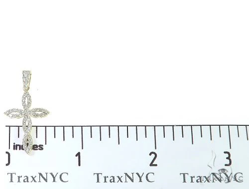 8264-14k-yellow-gold-twisted-diamond-cross-pendant-65305-6.webp 14K Yellow Gold Twisted Diamond Cross Pendant 65305