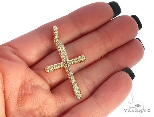 8273-14k-gold-twisted-diamond-rope-cross-pendant-65446-5.jpg 14K Gold Twisted Diamond Rope Cross Pendant 65446