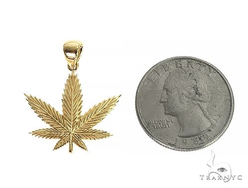 8364-14k-gold-weed-pendant-66342-4.jpg 14K Gold Weed Pendant 66342