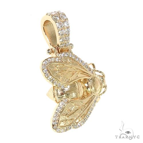 Custom Made Bee Pendant 66960