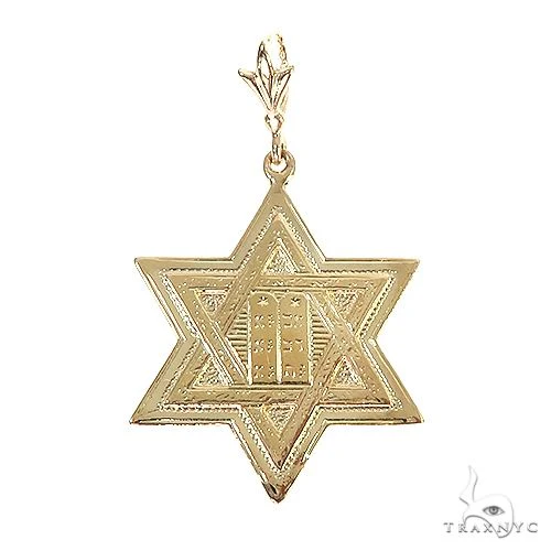 14K Gold David Star Pendant 67081
