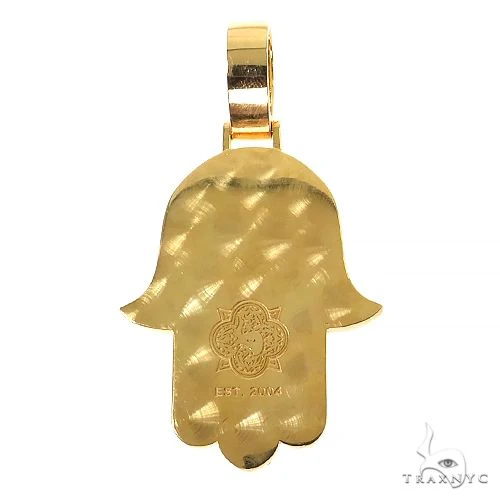 9145-hamsa-diamond-pendant-68705-4.webp Hamsa Diamond Pendant 68705