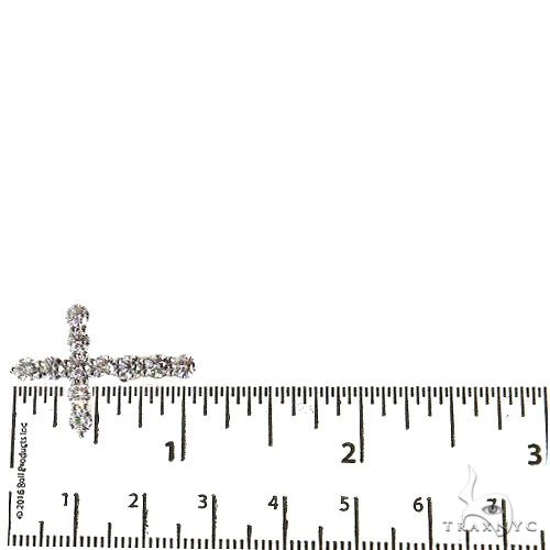 9175-15-pointer-diamond-cross-pendant-lab-68717-6.webp 15 Pointer Diamond Cross Pendant (Lab) 68717
