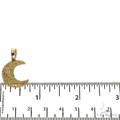 9298-crescent-moon-pendant-68849-5.webp Crescent Moon Pendant 68849