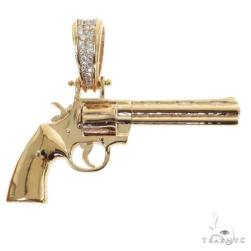 14K Gold Revolver Pendant 68877