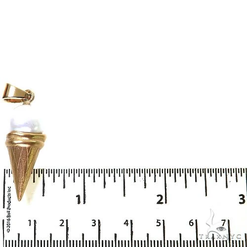 9484-freshwater-pearl-ice-cream-cone-pendant-69007-3.webp Freshwater Pearl Ice Cream Cone Pendant 69007