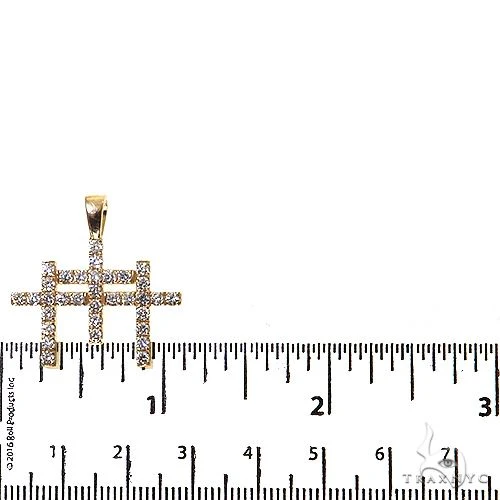 9488-traxnyc-triple-cross-diamond-pendant-small-69017-5.webp TraxNYC Triple Cross Diamond Pendant -Small 69017