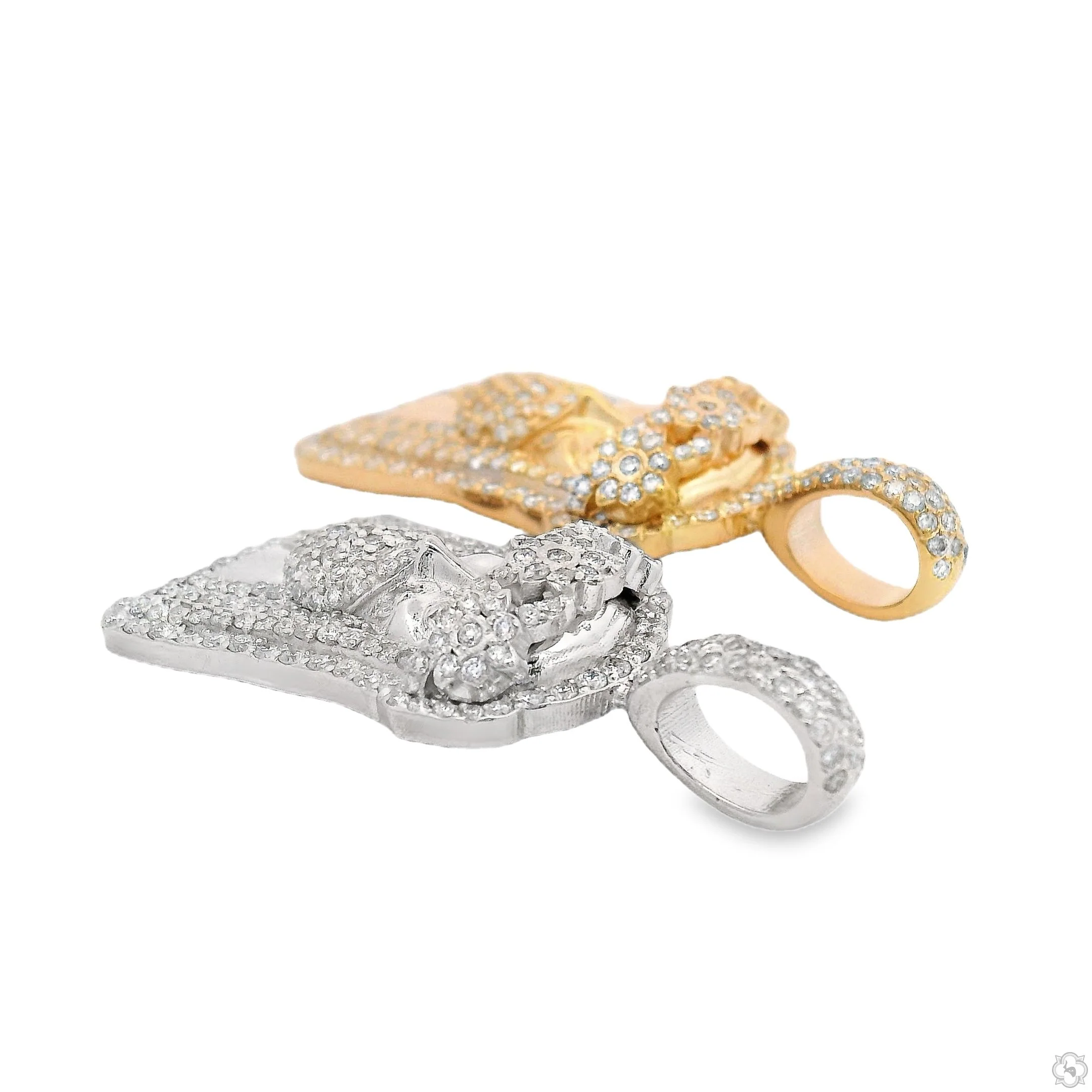 9818-traxnyc-crowned-jesus-pendant-small-70185-6.webp TraxNYC Crowned Jesus Pendant - Small 70185