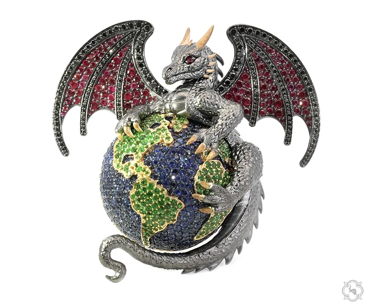TraxNYC World Dragon Pendant 70637