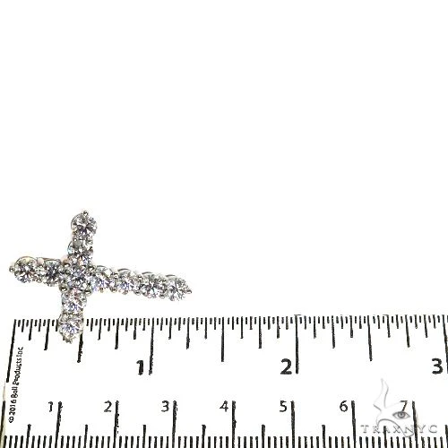 9899-big-ben-50-pointer-lab-diamond-cross-pendant-67752-6.webp Big Ben 50 Pointer Lab Diamond Cross Pendant 67752