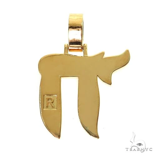 9957-18k-gold-chai-pendant-69586-4.webp 18K Gold Chai Pendant 69586